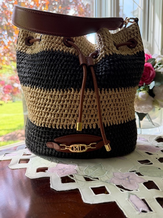Lauren Ralph Lauren Handbags - Like New Lauren Ralph Lauren Large Andie Raffia Drawstring Bag